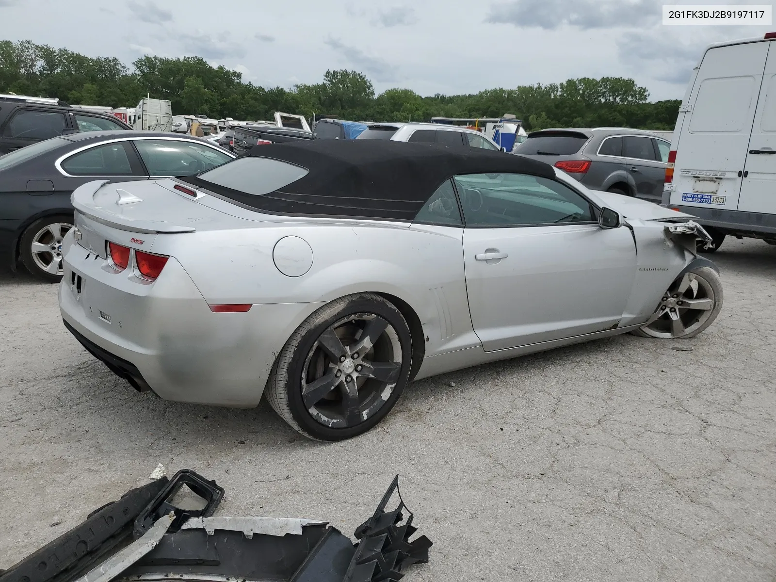 2011 Chevrolet Camaro 2Ss VIN: 2G1FK3DJ2B9197117 Lot: 57073704