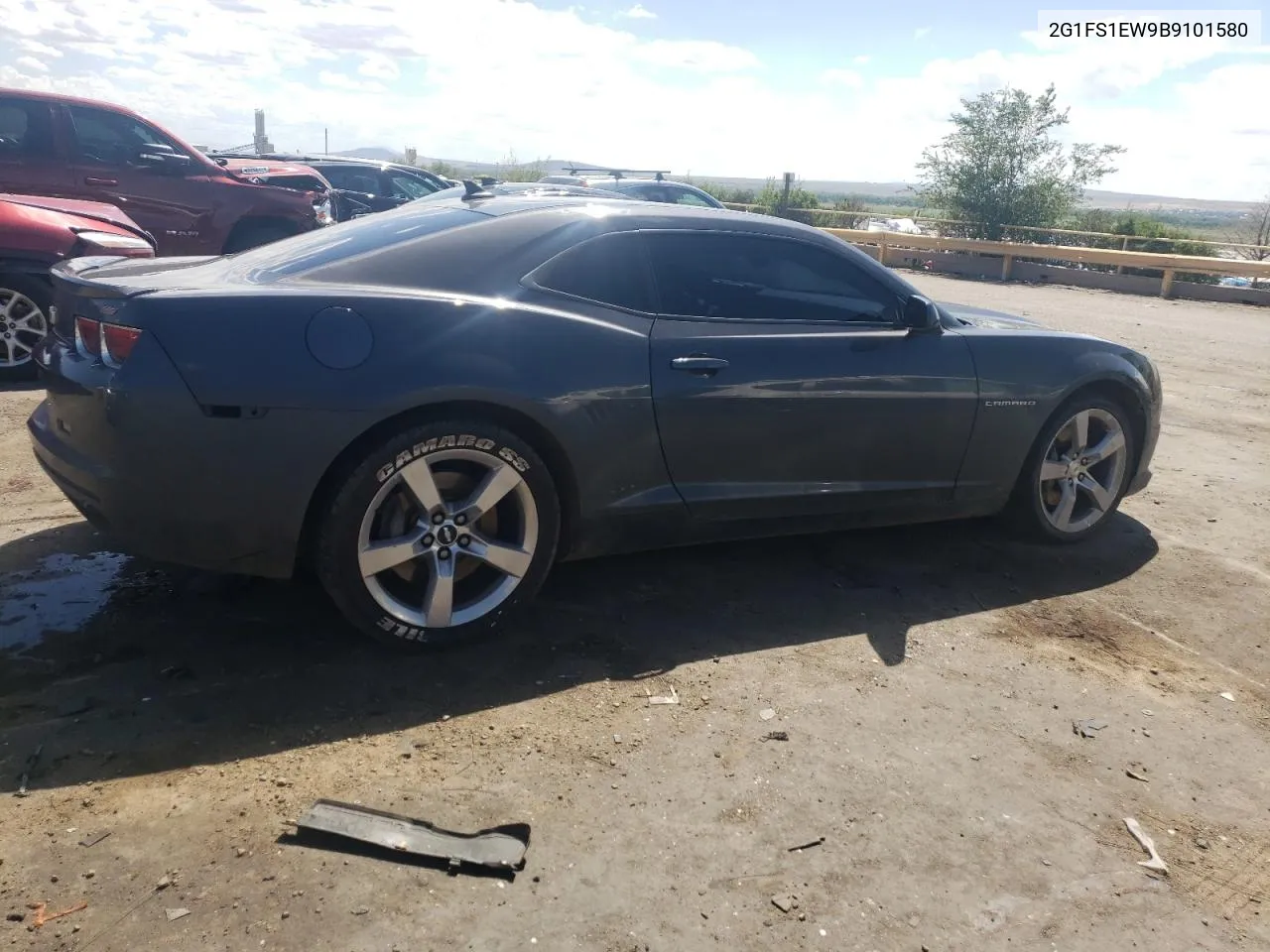 2011 Chevrolet Camaro Ss VIN: 2G1FS1EW9B9101580 Lot: 67191384