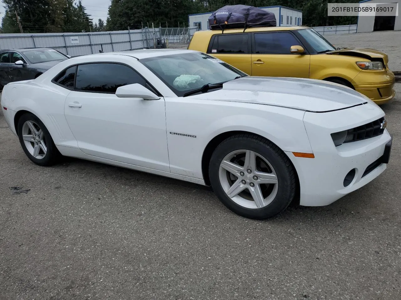 2011 Chevrolet Camaro Lt VIN: 2G1FB1ED5B9169017 Lot: 70925474