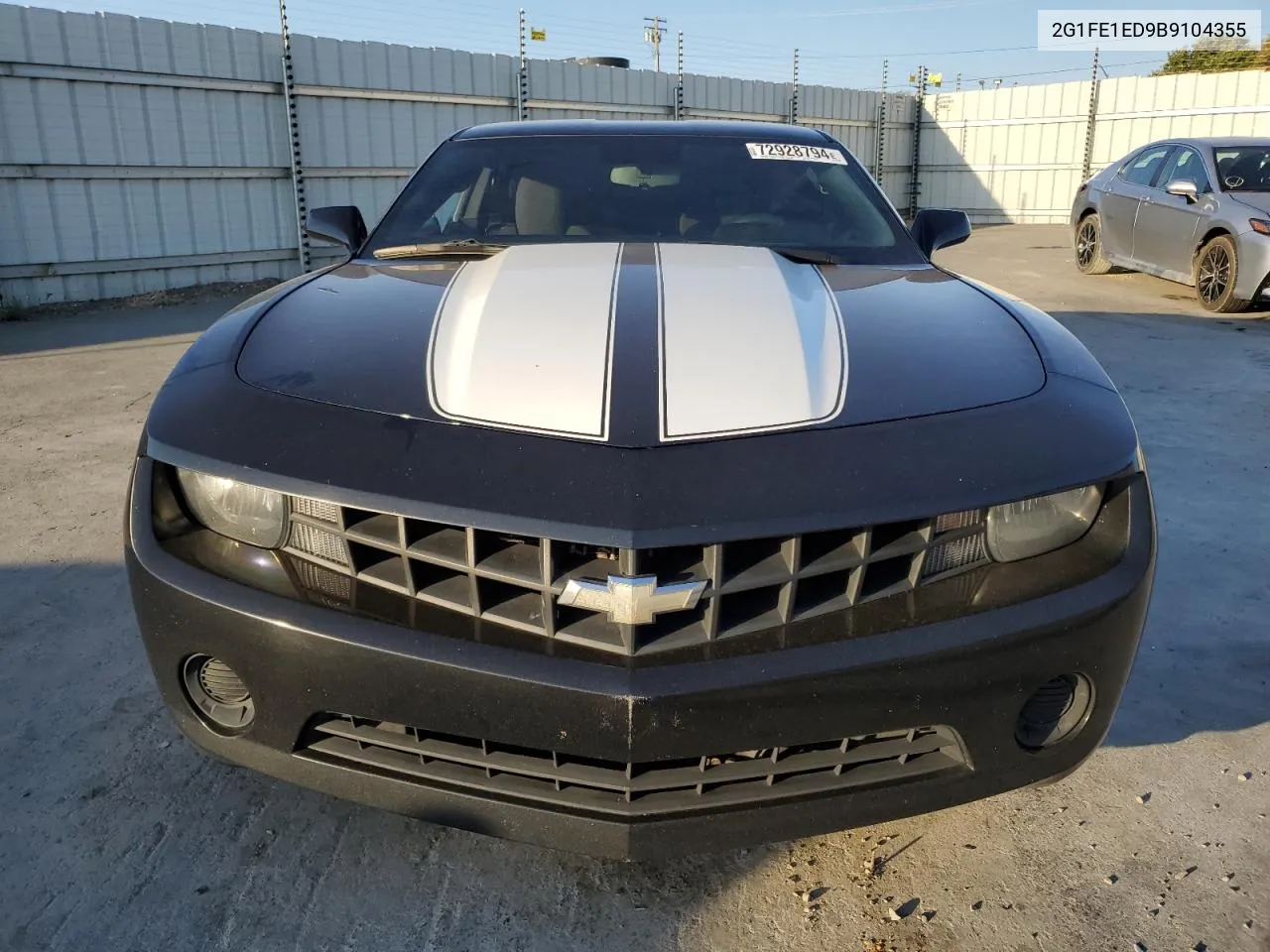 2011 Chevrolet Camaro Ls VIN: 2G1FE1ED9B9104355 Lot: 72928794