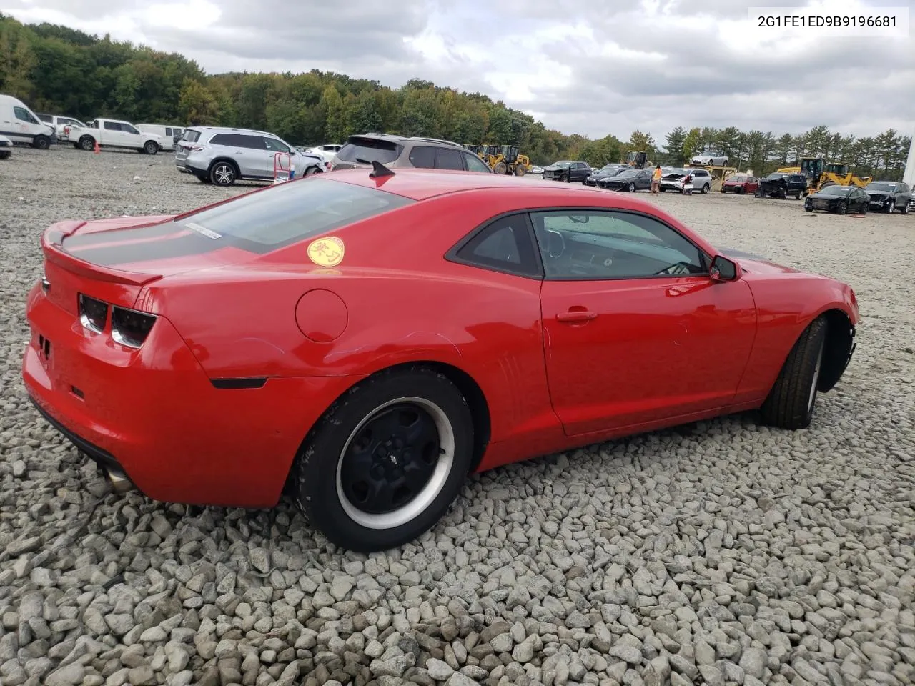 2011 Chevrolet Camaro Ls VIN: 2G1FE1ED9B9196681 Lot: 73581424