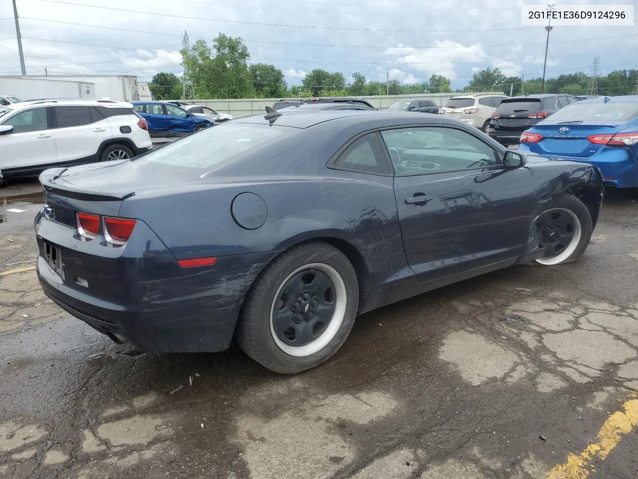 2013 Chevrolet Camaro Ls VIN: 2G1FE1E36D9124296 Lot: 60607454