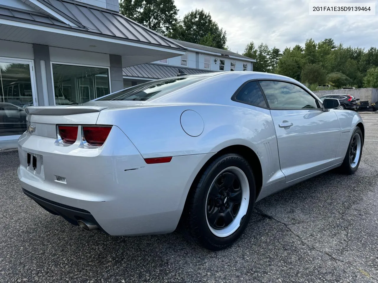 2013 Chevrolet Camaro Ls VIN: 2G1FA1E35D9139464 Lot: 69317454