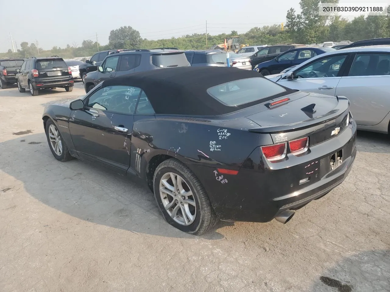 2013 Chevrolet Camaro Lt VIN: 2G1FB3D39D9211888 Lot: 70688144