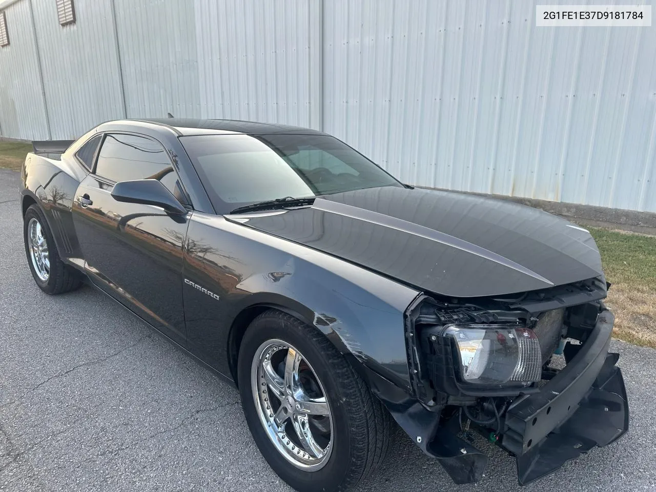 2013 Chevrolet Camaro Ls VIN: 2G1FE1E37D9181784 Lot: 75570424