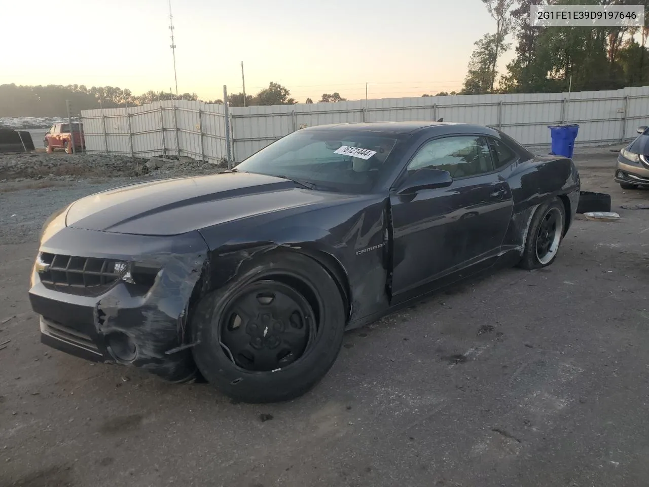 2013 Chevrolet Camaro Ls VIN: 2G1FE1E39D9197646 Lot: 76121444