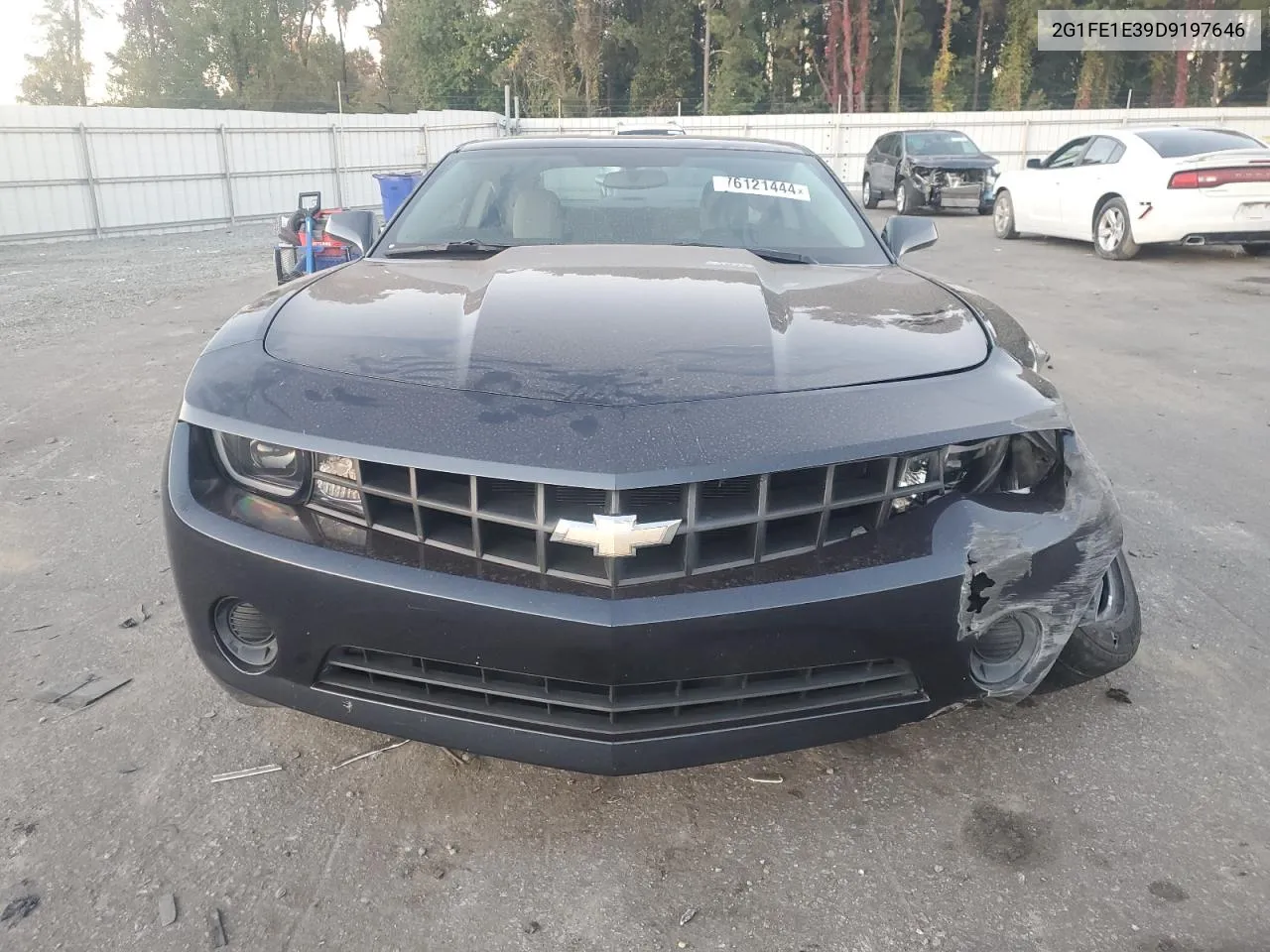 2013 Chevrolet Camaro Ls VIN: 2G1FE1E39D9197646 Lot: 76121444