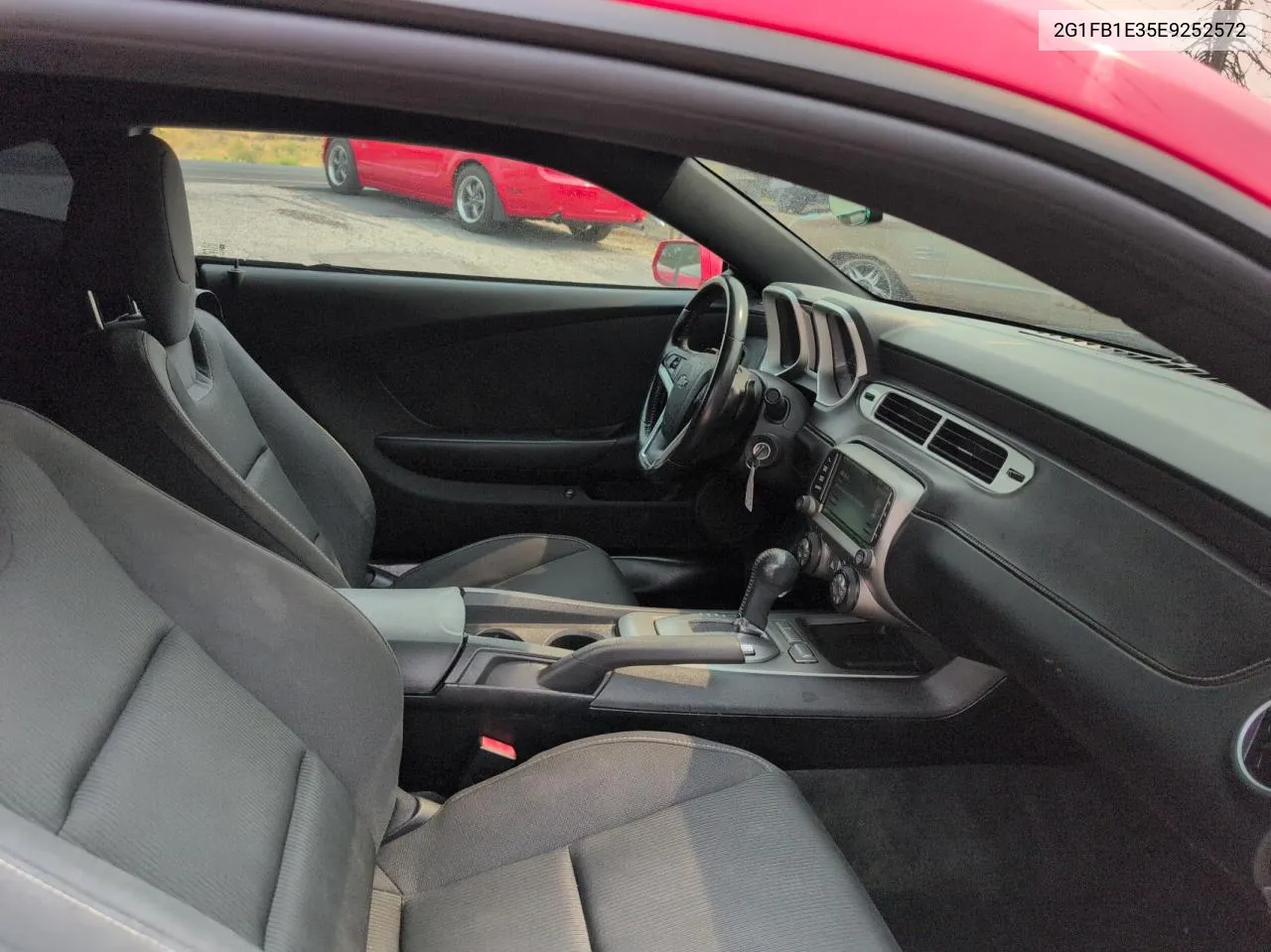 2G1FB1E35E9252572 2014 Chevrolet Camaro Lt