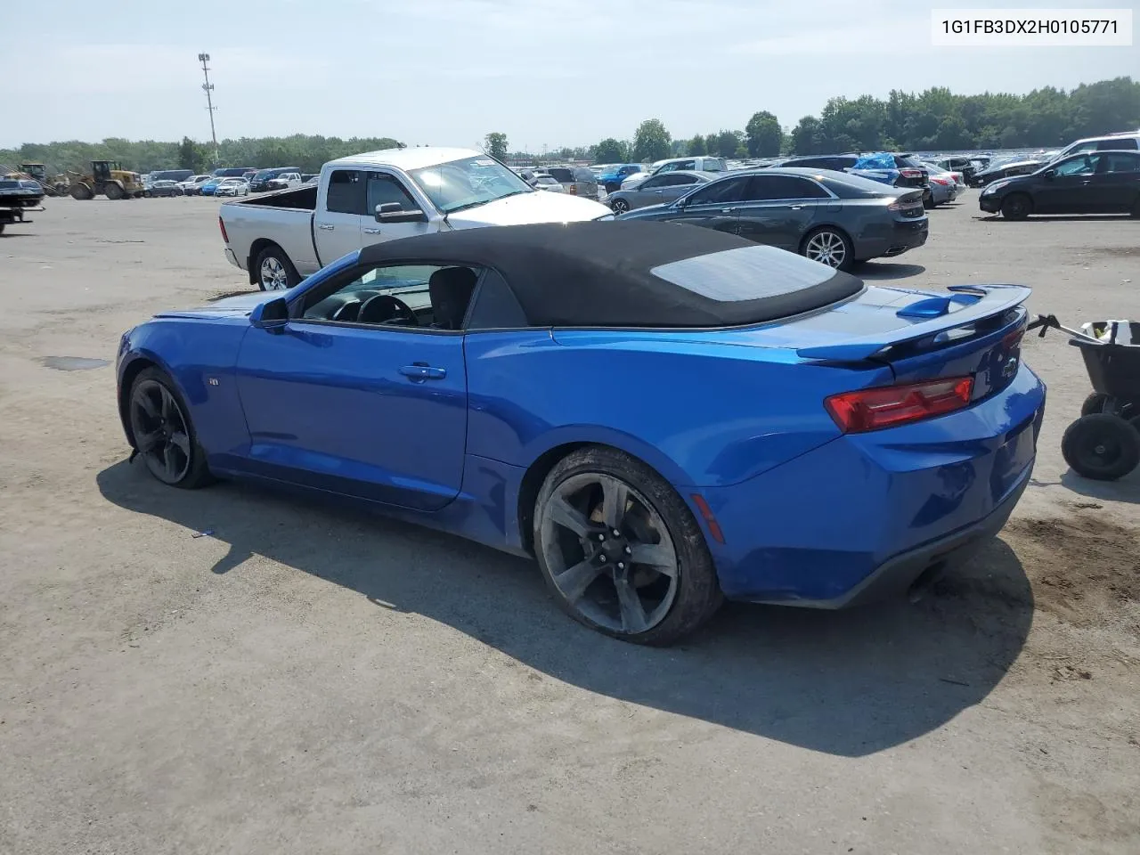 2017 Chevrolet Camaro Lt VIN: 1G1FB3DX2H0105771 Lot: 62717184