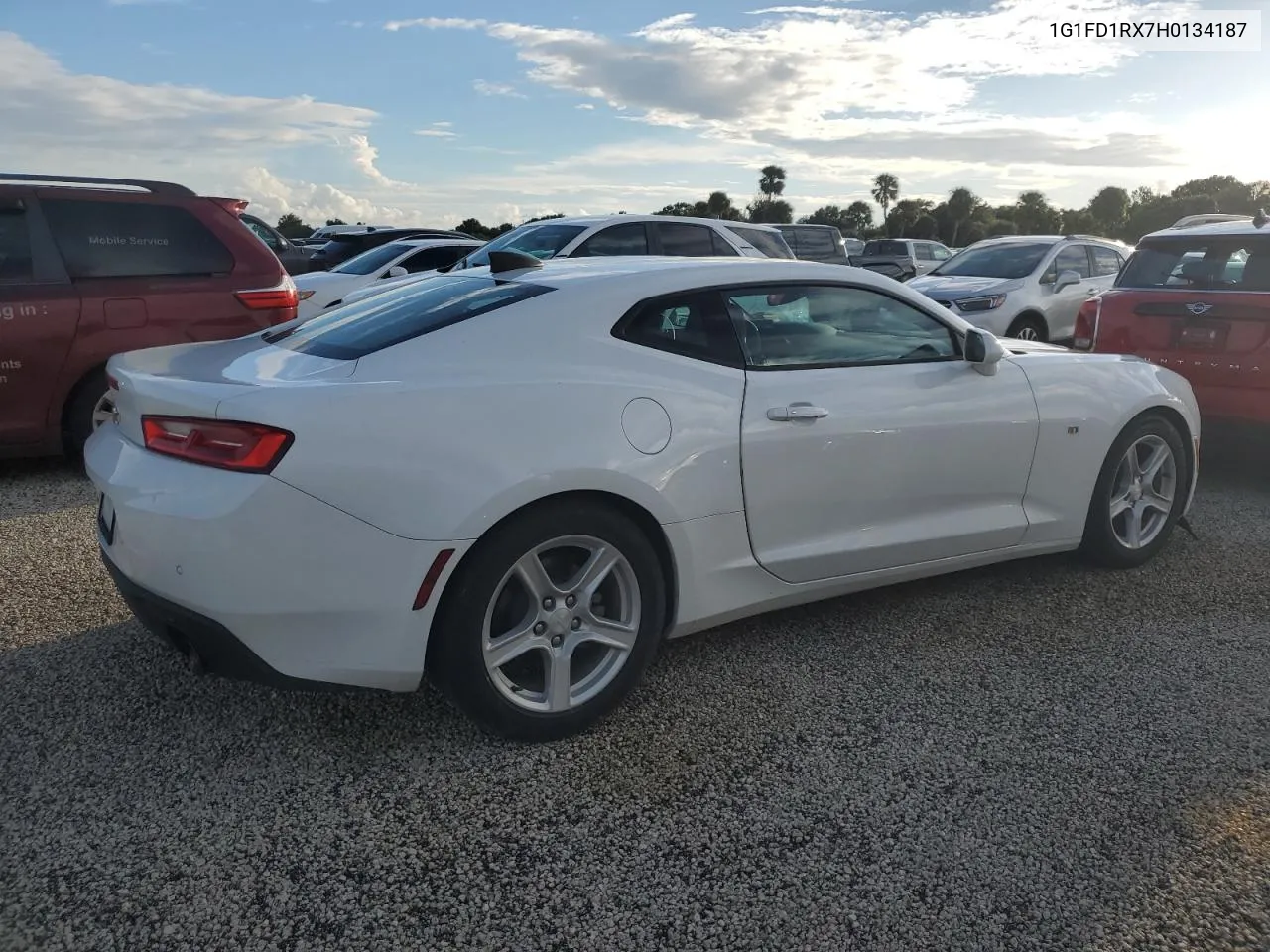 2017 Chevrolet Camaro Lt VIN: 1G1FD1RX7H0134187 Lot: 74104774