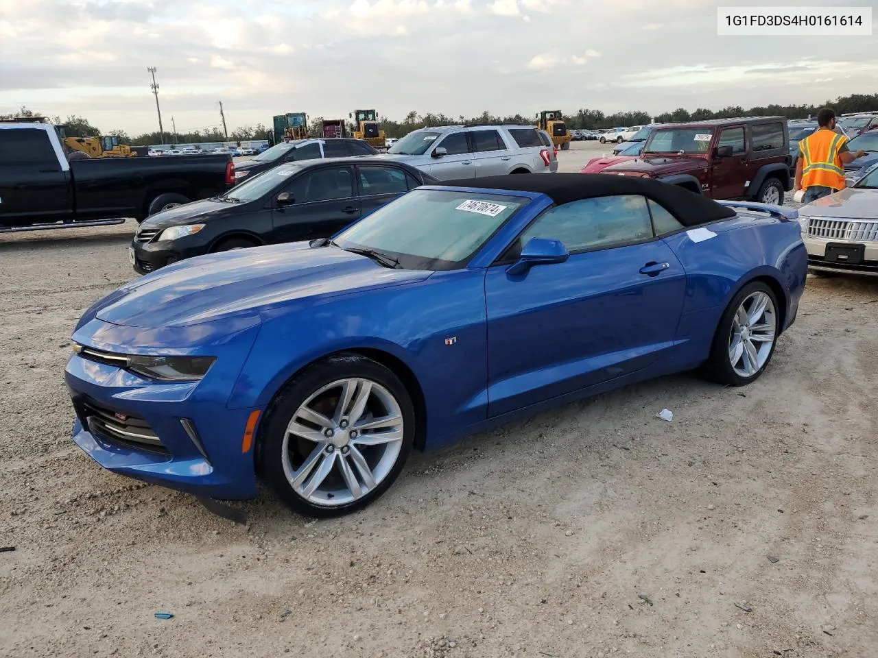 2017 Chevrolet Camaro Lt VIN: 1G1FD3DS4H0161614 Lot: 74670674