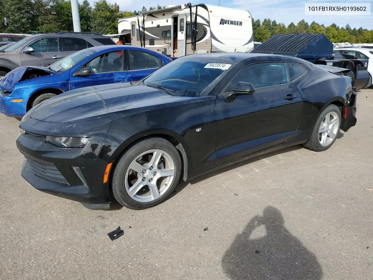 2017 Chevrolet Camaro Lt VIN: 1G1FB1RX5H0193602 Lot: 75923574