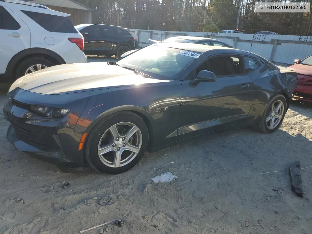 2017 Chevrolet Camaro Lt VIN: 1G1FB1RX1H0132585 Lot: 77431664