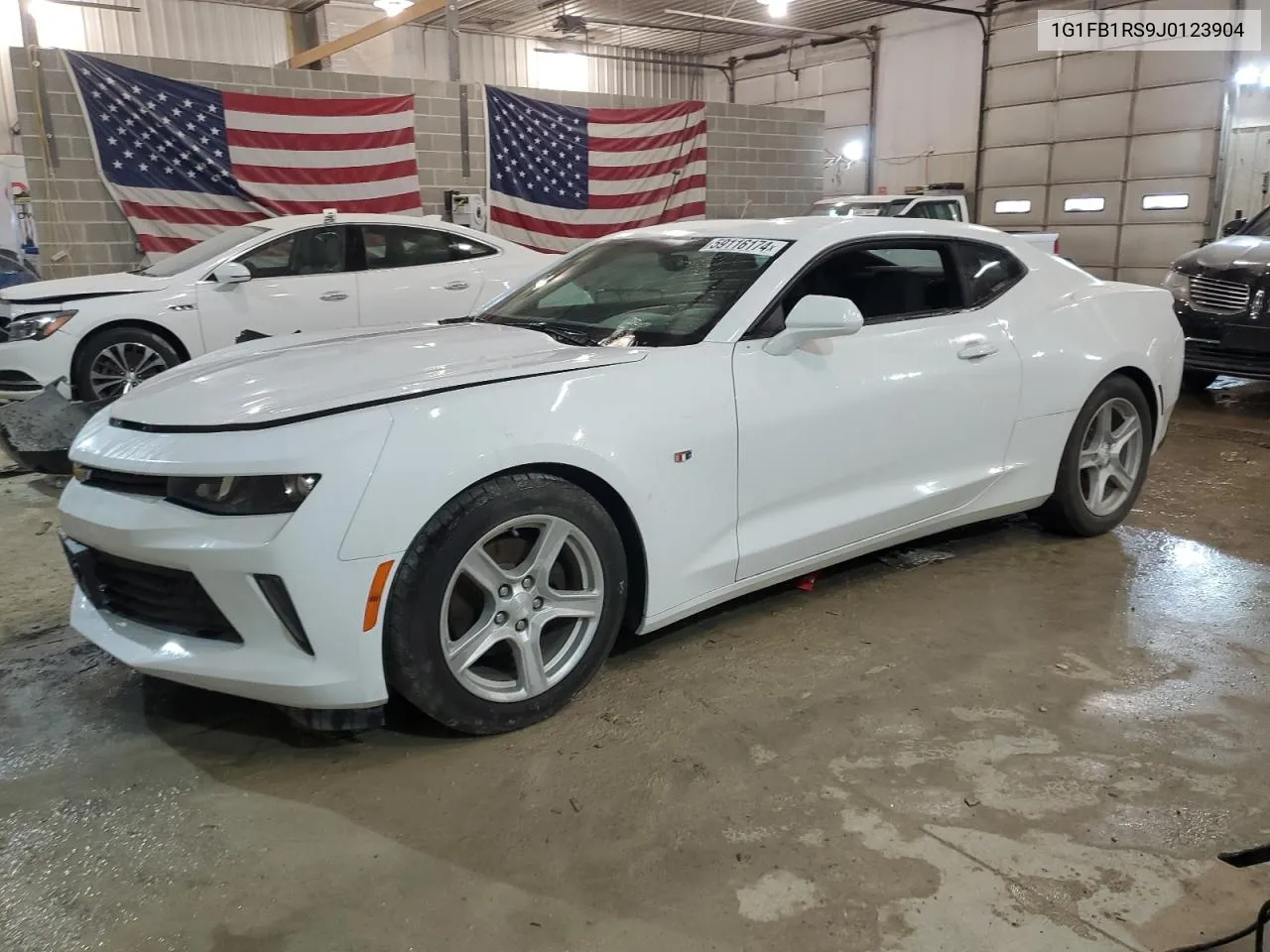 1G1FB1RS9J0123904 2018 Chevrolet Camaro Lt