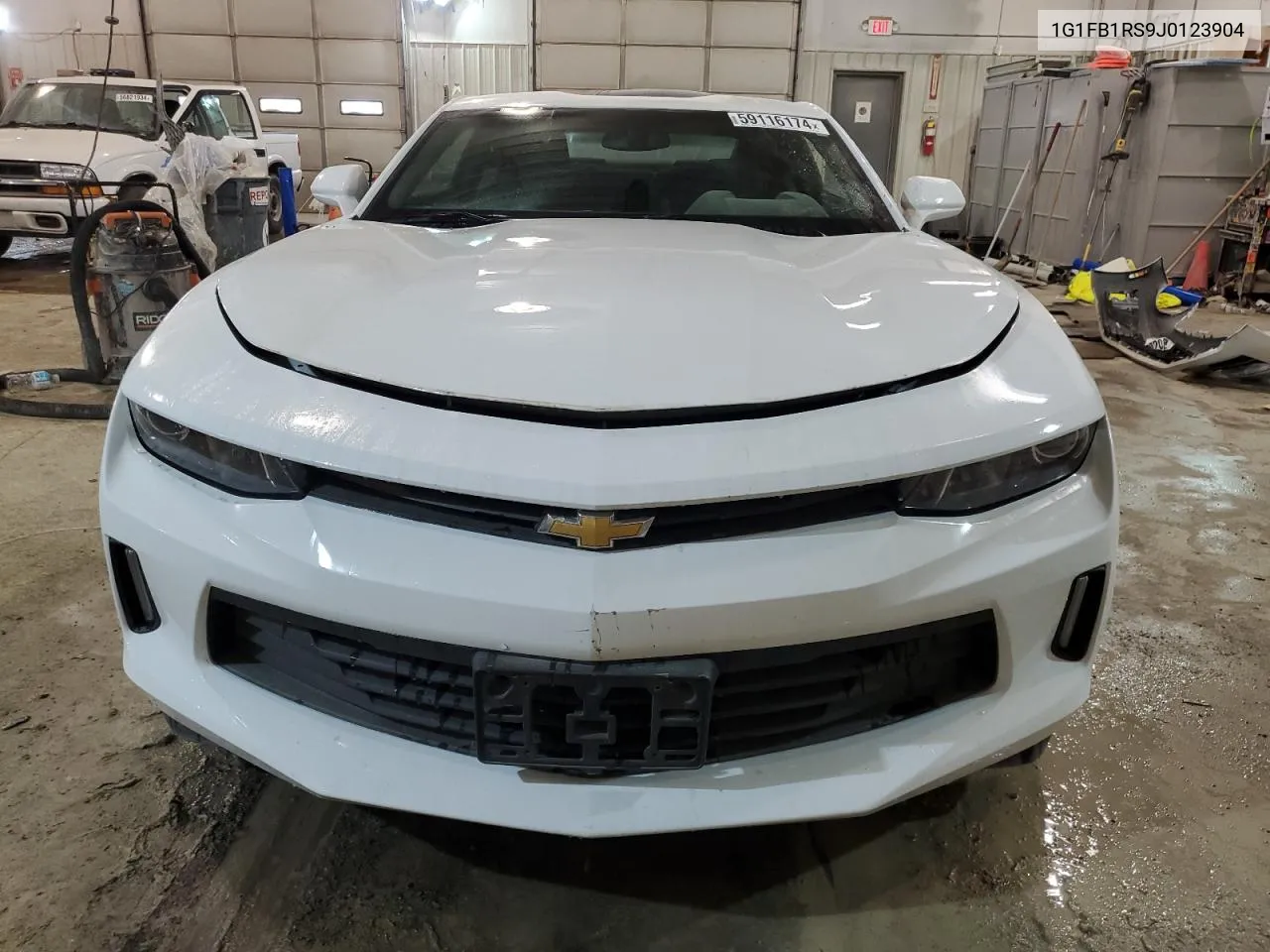 1G1FB1RS9J0123904 2018 Chevrolet Camaro Lt