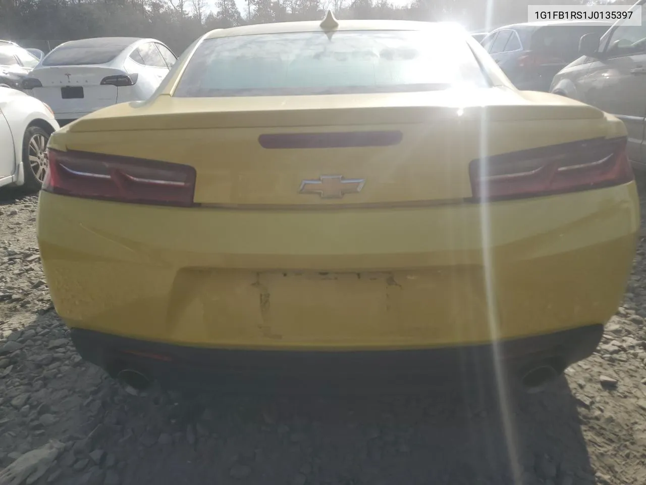 1G1FB1RS1J0135397 2018 Chevrolet Camaro Lt