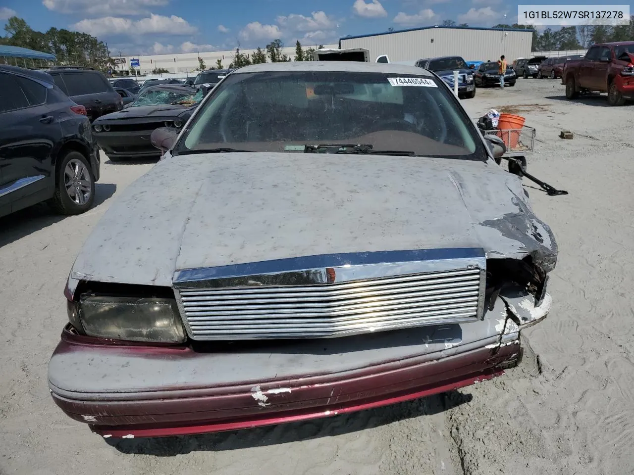 1995 Chevrolet Caprice Classic VIN: 1G1BL52W7SR137278 Lot: 74446544