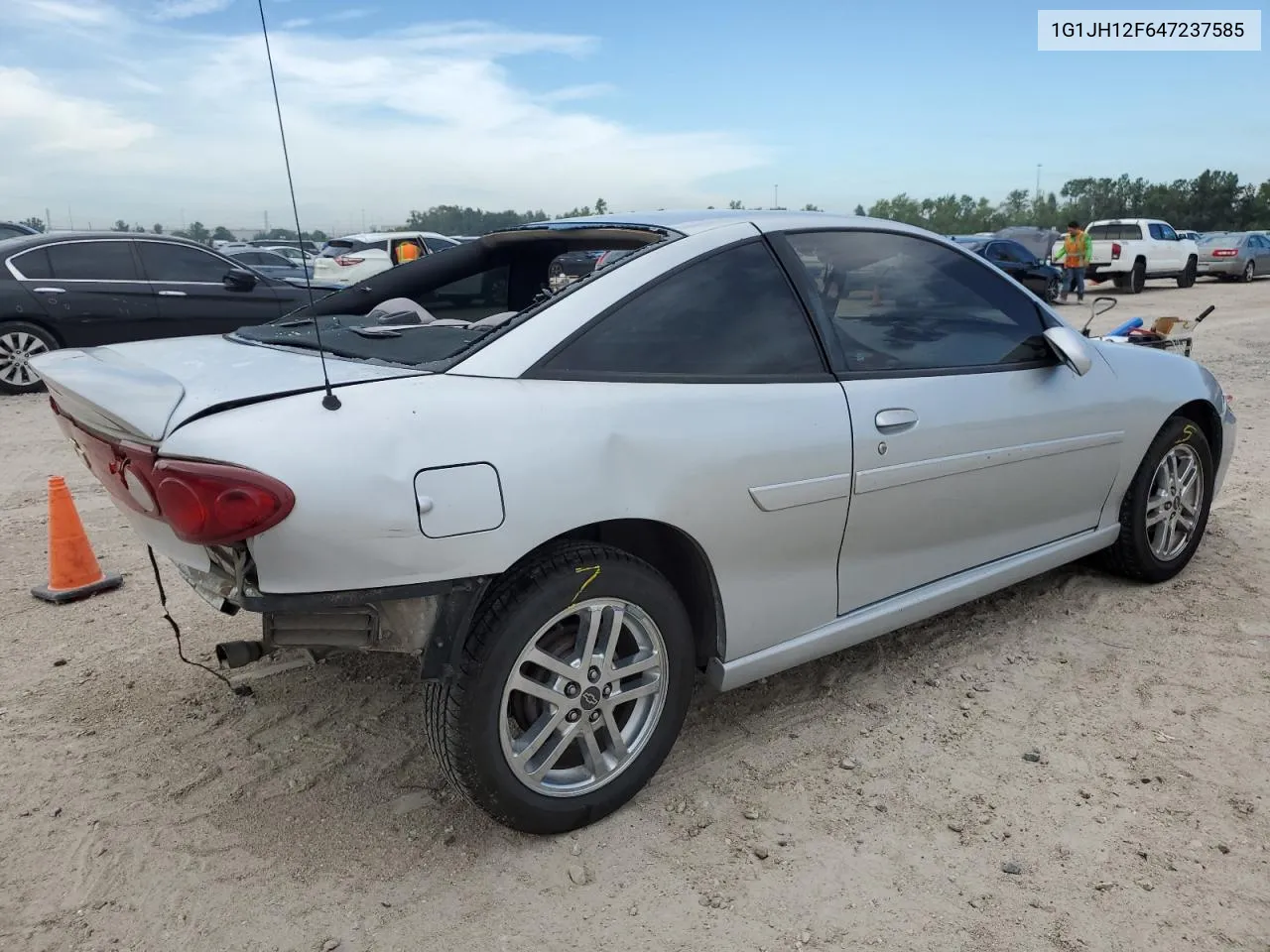 1G1JH12F647237585 2004 Chevrolet Cavalier Ls Sport