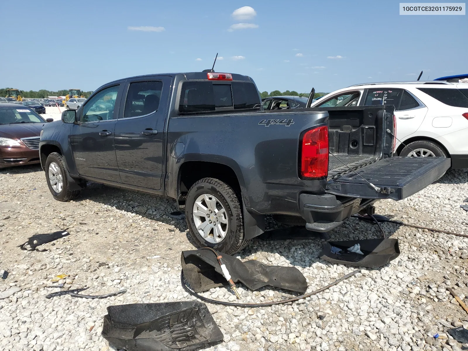 1GCGTCE32G1175929 2016 Chevrolet Colorado Lt