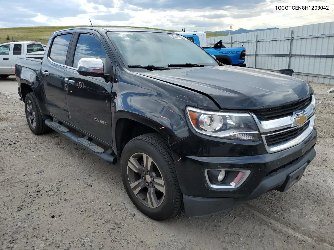 1GCGTCEN8H1203042 2017 Chevrolet Colorado Lt