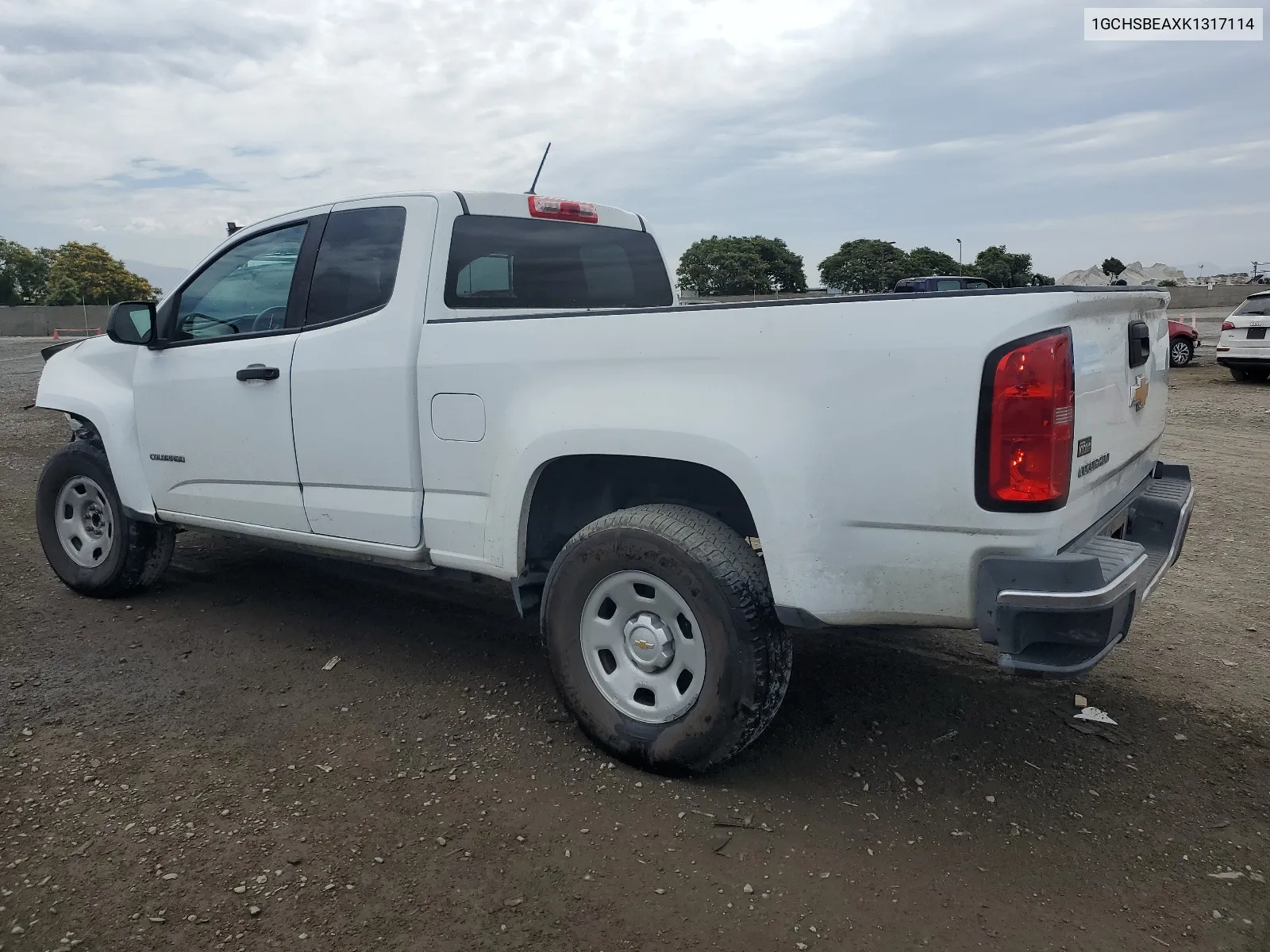 1GCHSBEAXK1317114 2019 Chevrolet Colorado