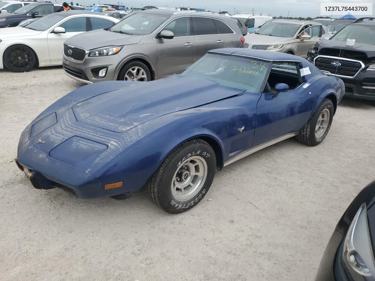 1977 Chevrolet Corvette VIN: 1Z37L7S443700 Lot: 76333644