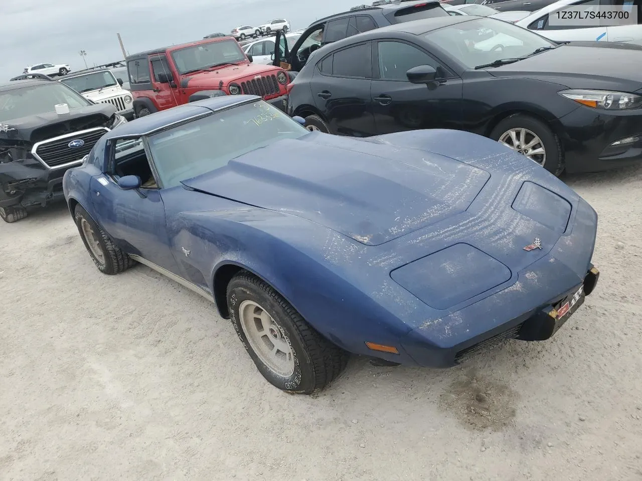 1977 Chevrolet Corvette VIN: 1Z37L7S443700 Lot: 76333644