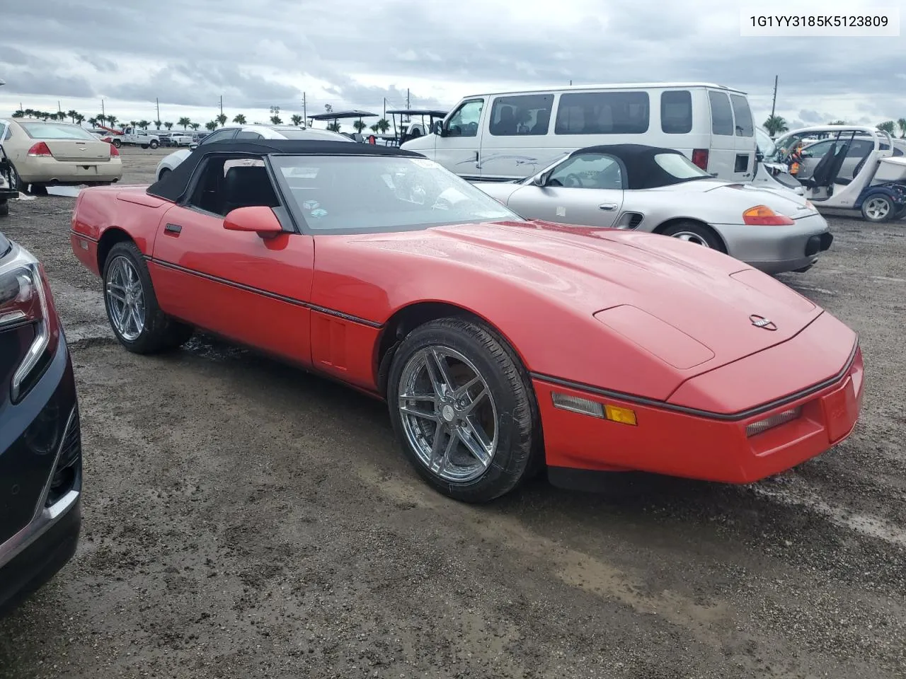 1989 Chevrolet Corvette VIN: 1G1YY3185K5123809 Lot: 75004184