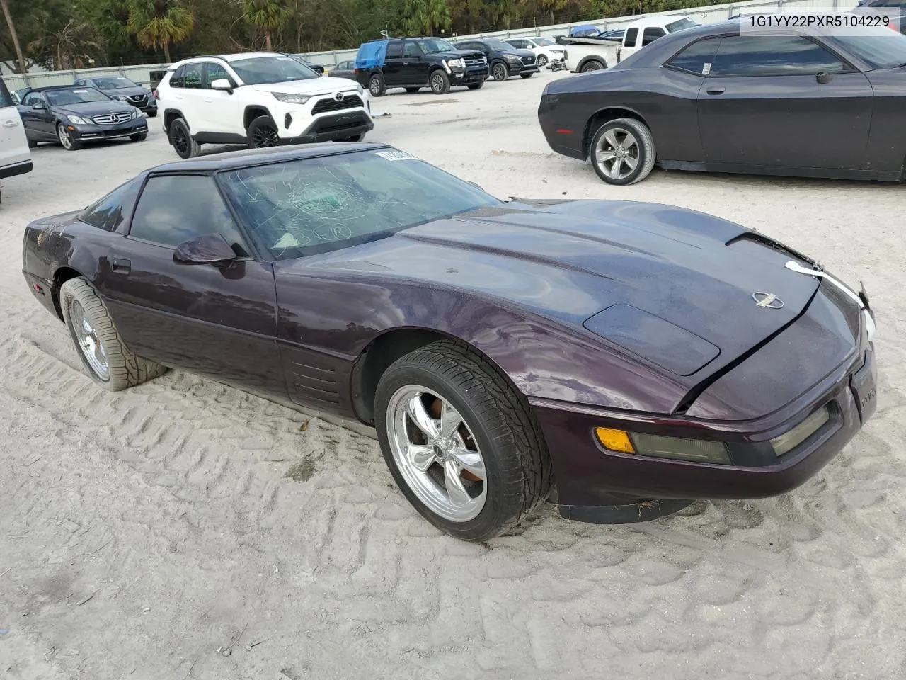 1994 Chevrolet Corvette VIN: 1G1YY22PXR5104229 Lot: 74204594