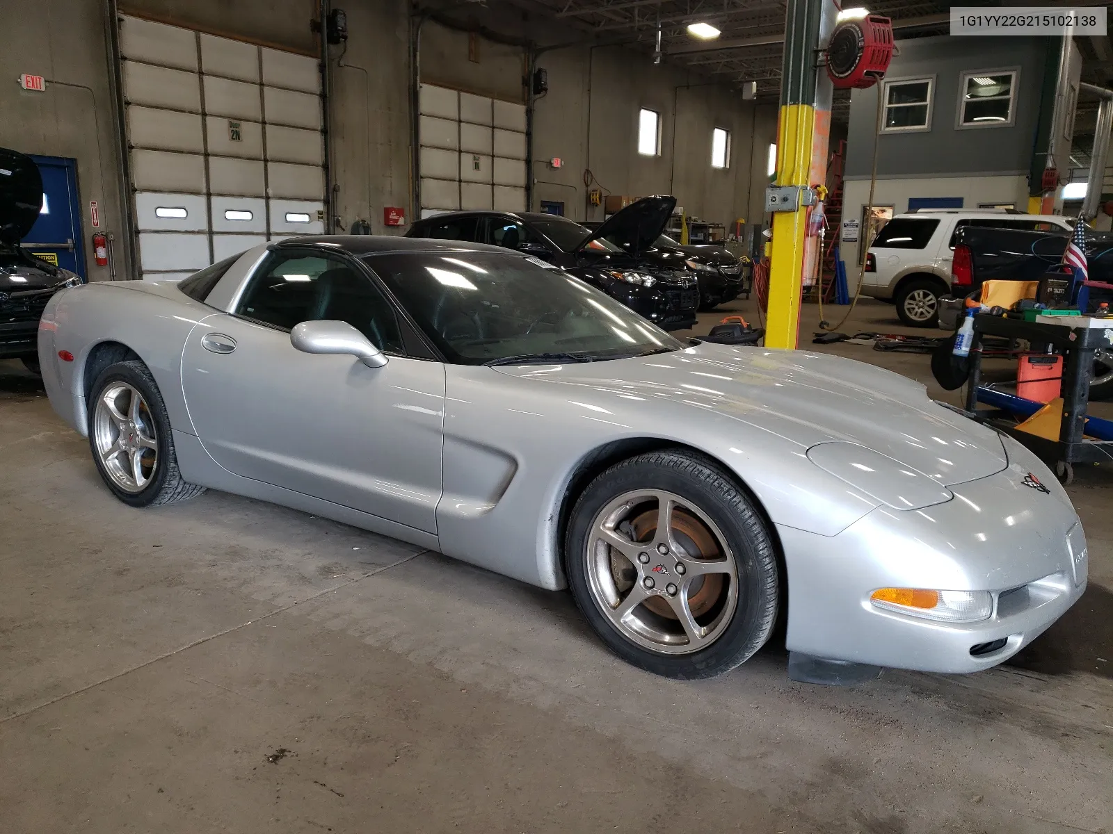 2001 Chevrolet Corvette VIN: 1G1YY22G215102138 Lot: 68032274