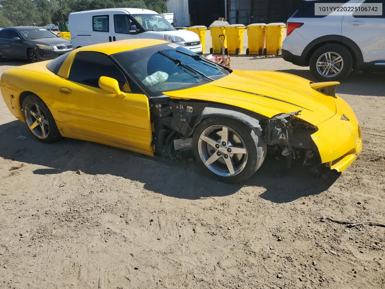 2002 Chevrolet Corvette VIN: 1G1YY22G225106742 Lot: 72573284