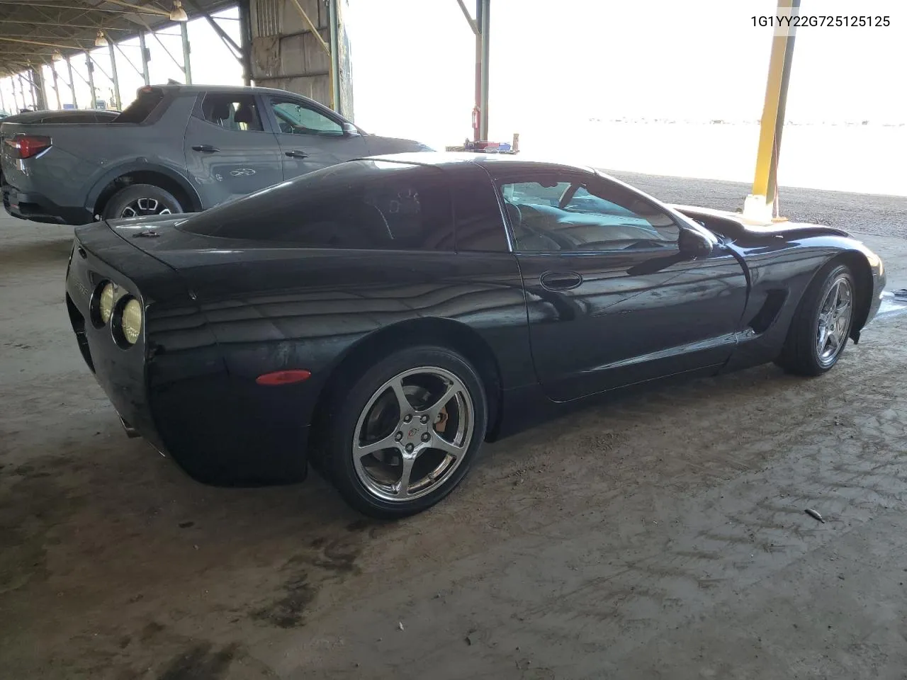 2002 Chevrolet Corvette VIN: 1G1YY22G725125125 Lot: 73348114