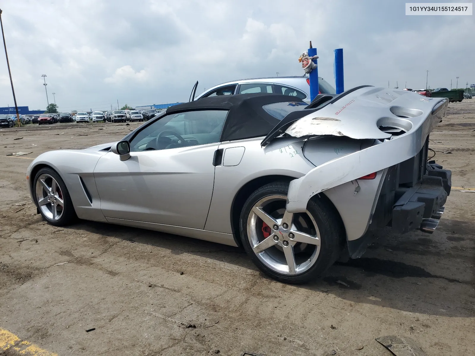 1G1YY34U155124517 2005 Chevrolet Corvette