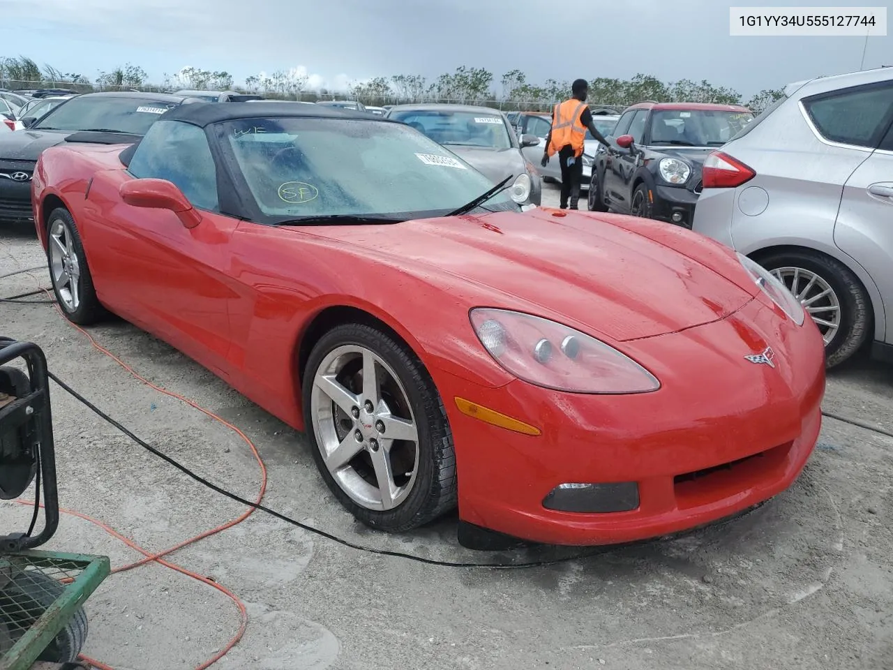 2005 Chevrolet Corvette VIN: 1G1YY34U555127744 Lot: 76802594