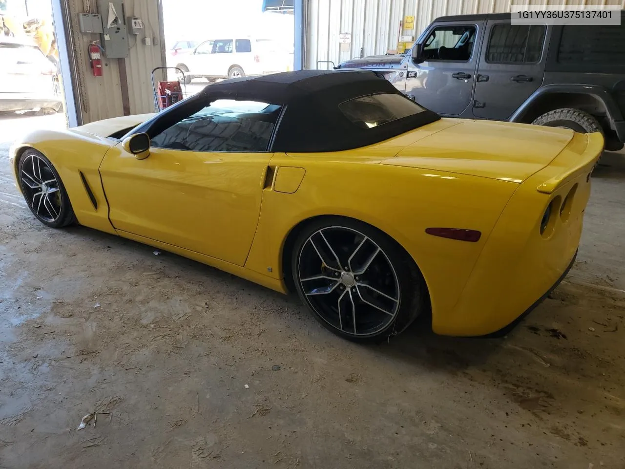 2007 Chevrolet Corvette VIN: 1G1YY36U375137401 Lot: 62720844