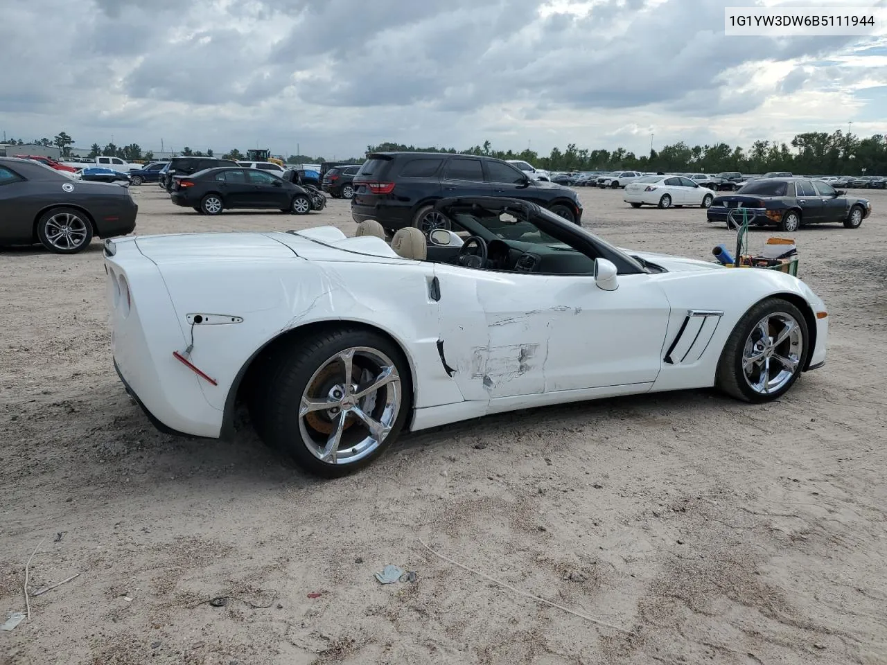 2011 Chevrolet Corvette Grand Sport VIN: 1G1YW3DW6B5111944 Lot: 68659154