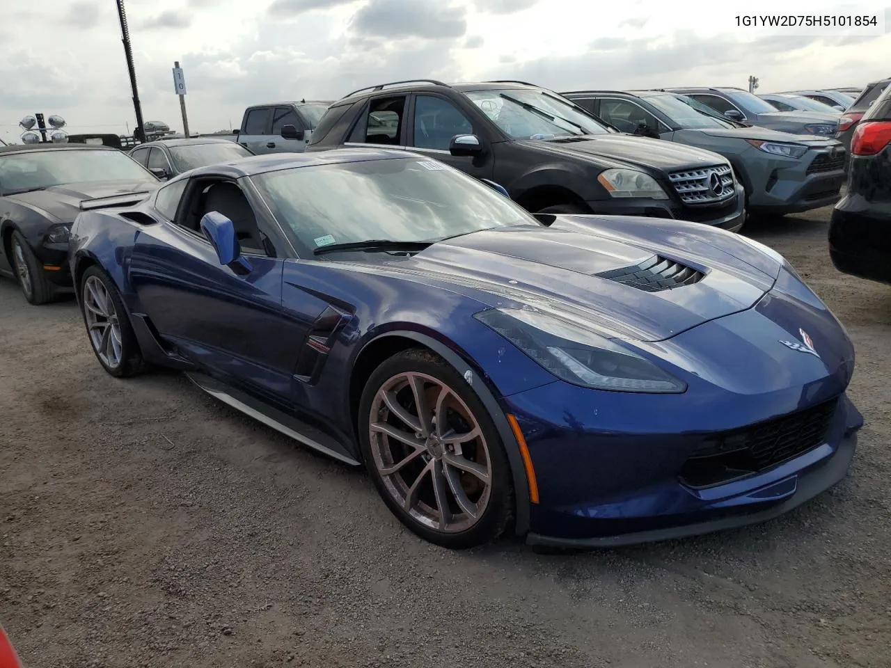 1G1YW2D75H5101854 2017 Chevrolet Corvette Grand Sport 1Lt