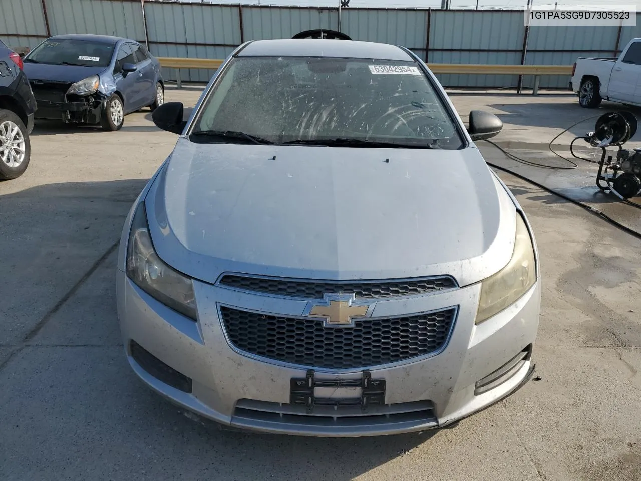 1G1PA5SG9D7305523 2013 Chevrolet Cruze Ls