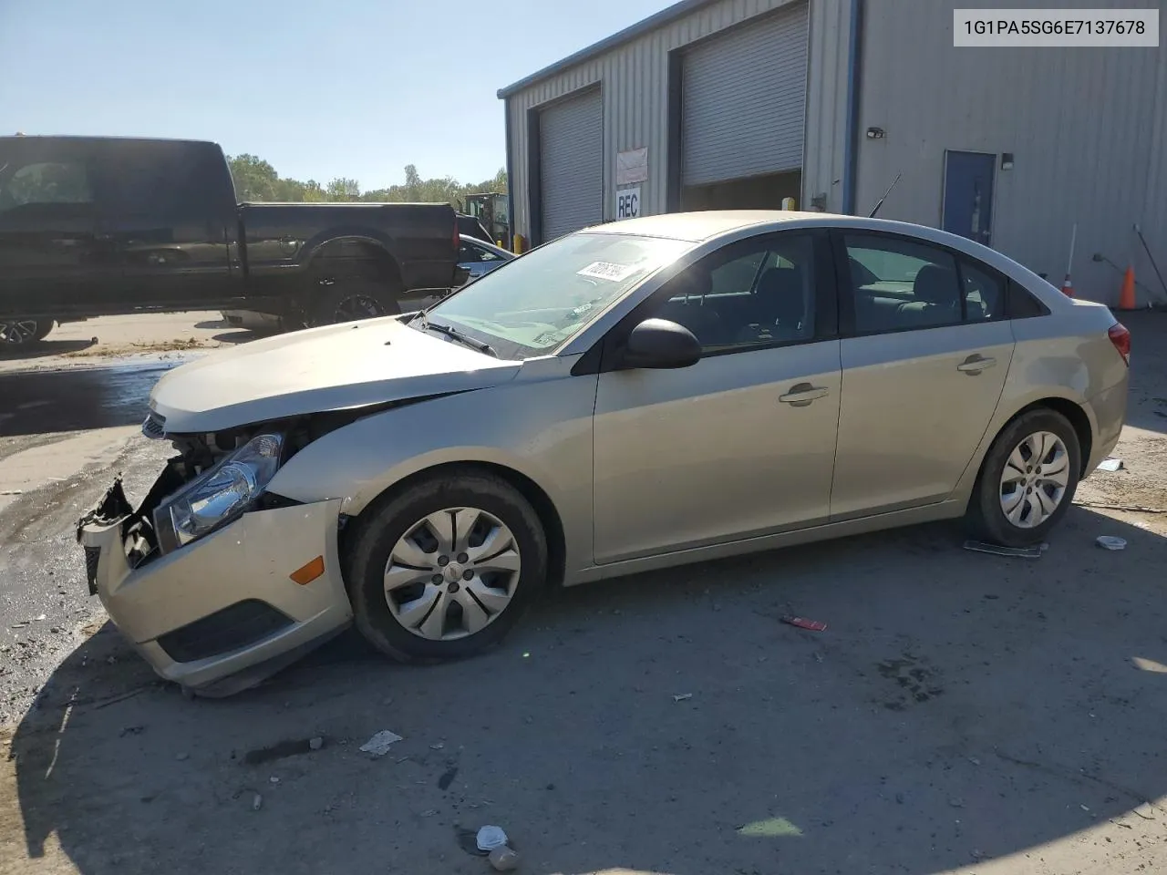 2014 Chevrolet Cruze Ls VIN: 1G1PA5SG6E7137678 Lot: 70267994