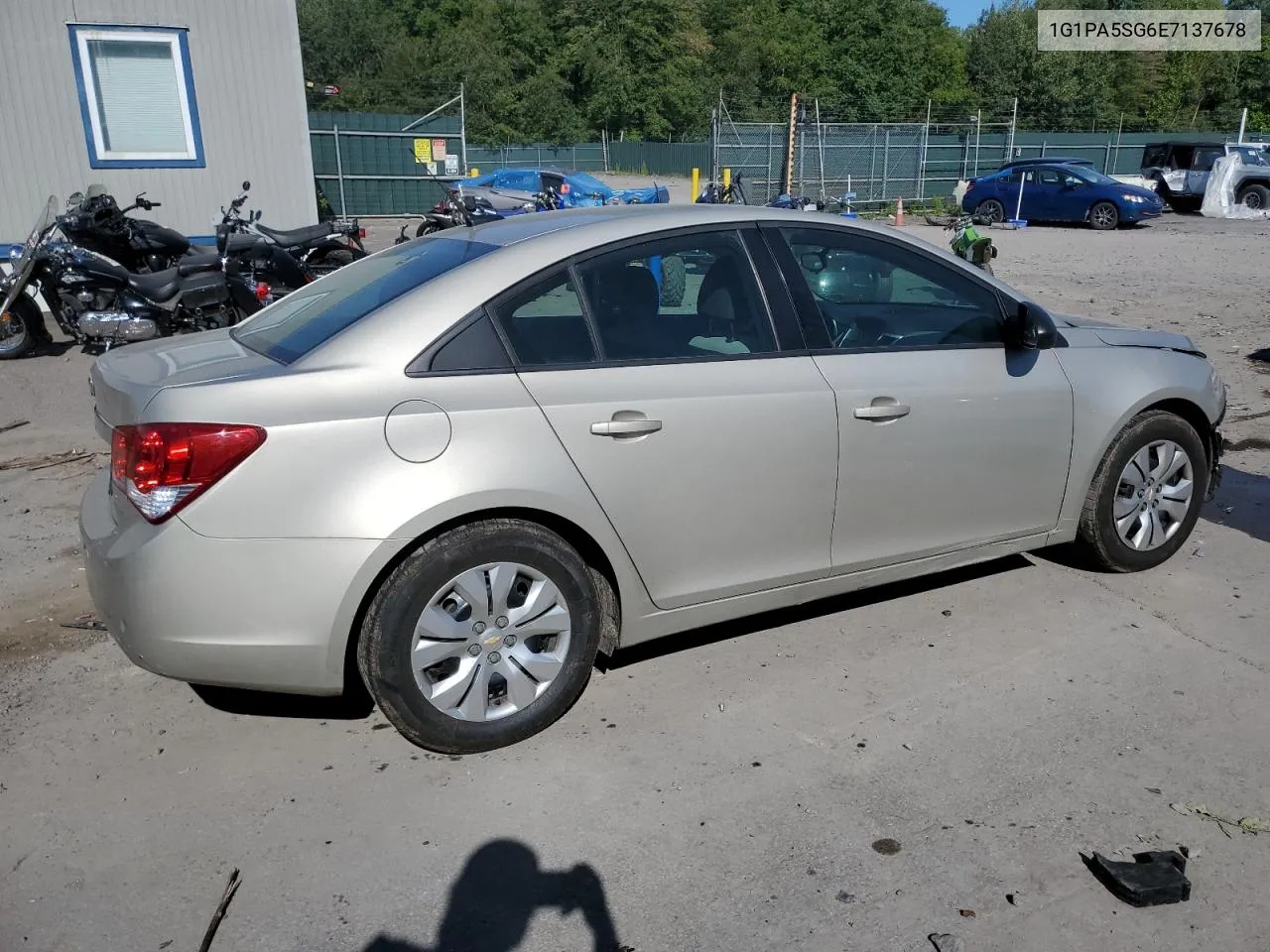 1G1PA5SG6E7137678 2014 Chevrolet Cruze Ls