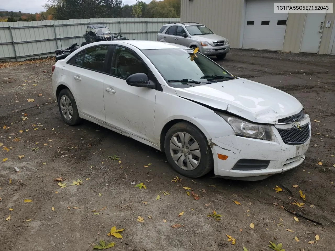 2014 Chevrolet Cruze Ls VIN: 1G1PA5SG5E7152043 Lot: 75888844