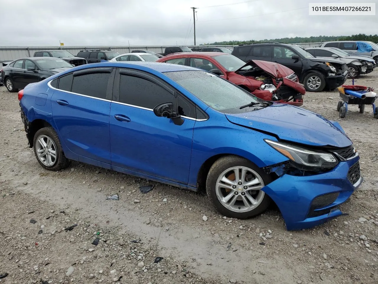 1G1BE5SM4G7266221 2016 Chevrolet Cruze Lt