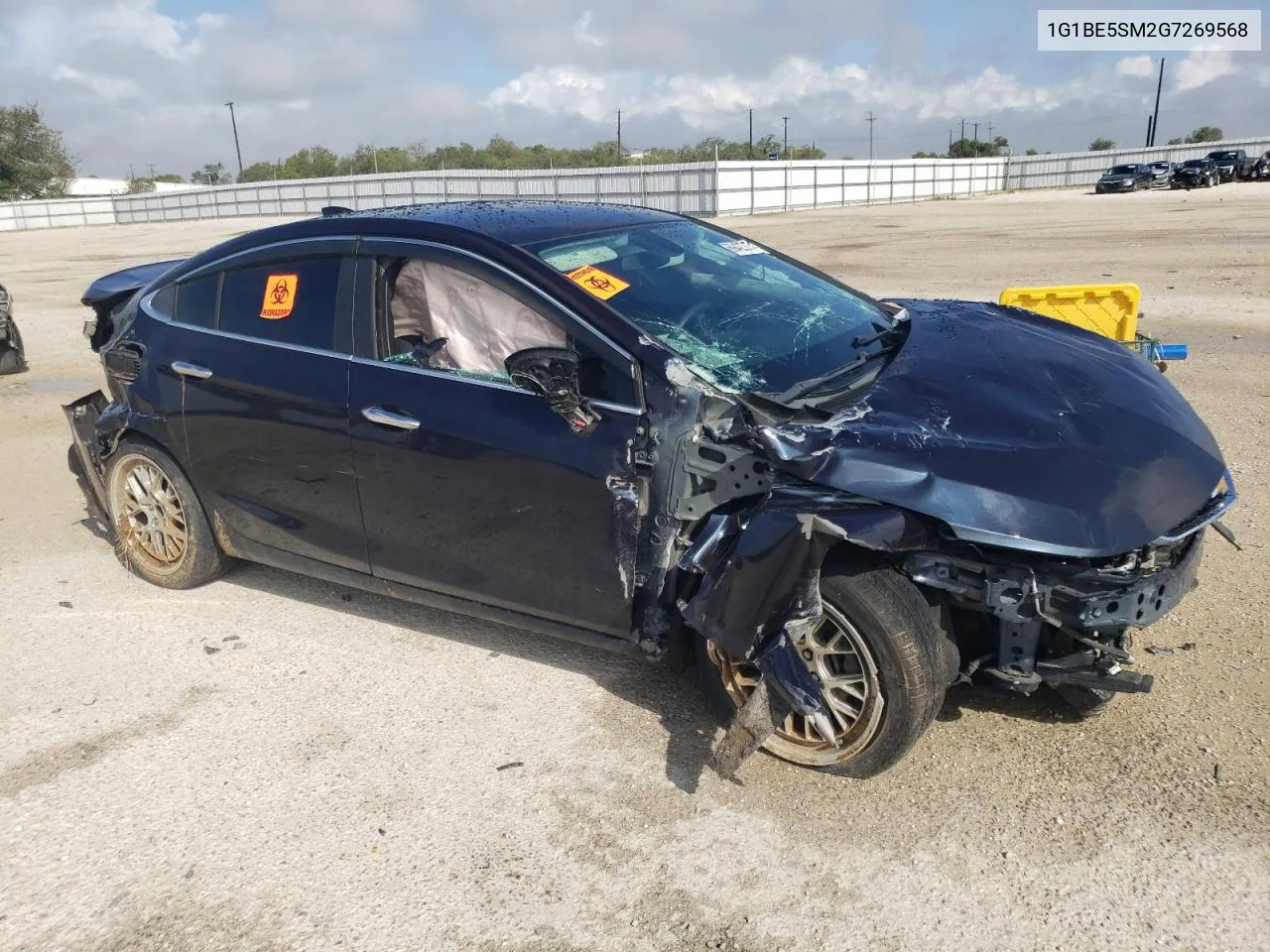 1G1BE5SM2G7269568 2016 Chevrolet Cruze Lt