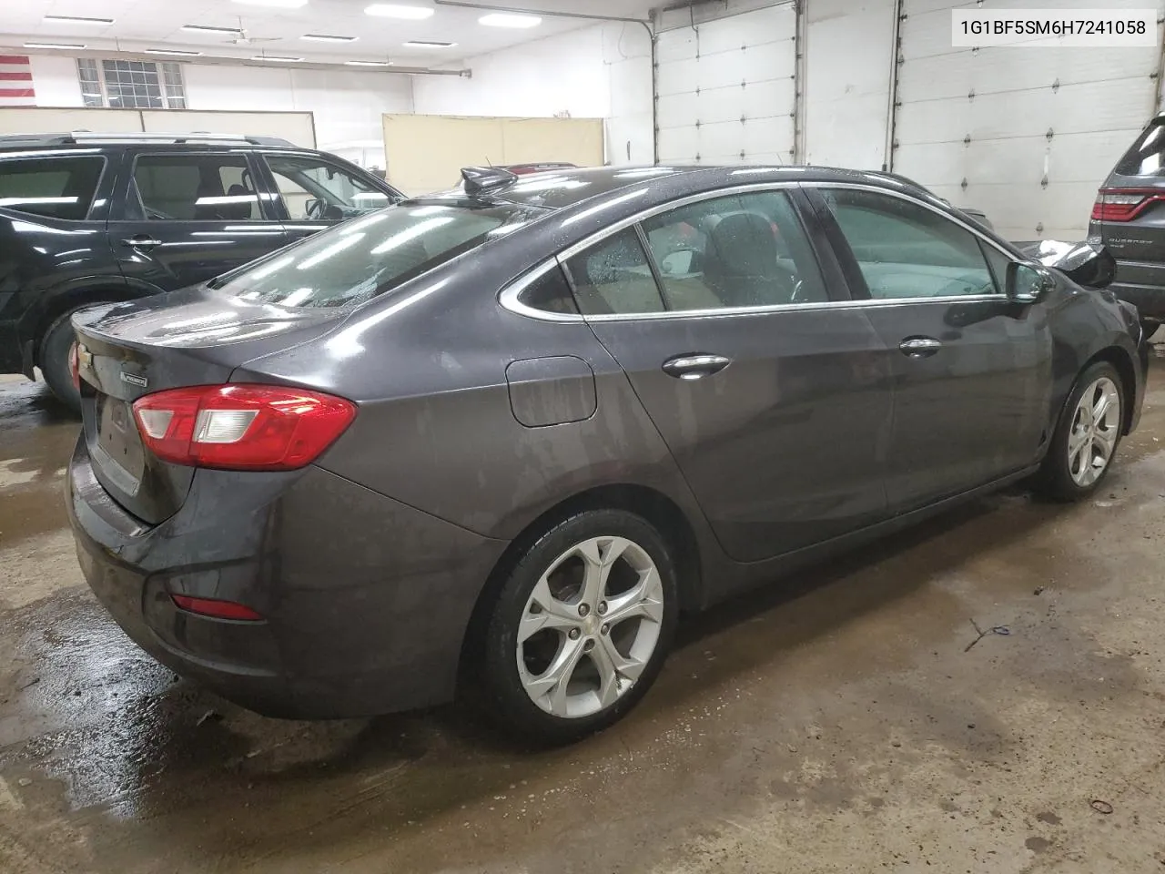 2017 Chevrolet Cruze Premier VIN: 1G1BF5SM6H7241058 Lot: 61152734