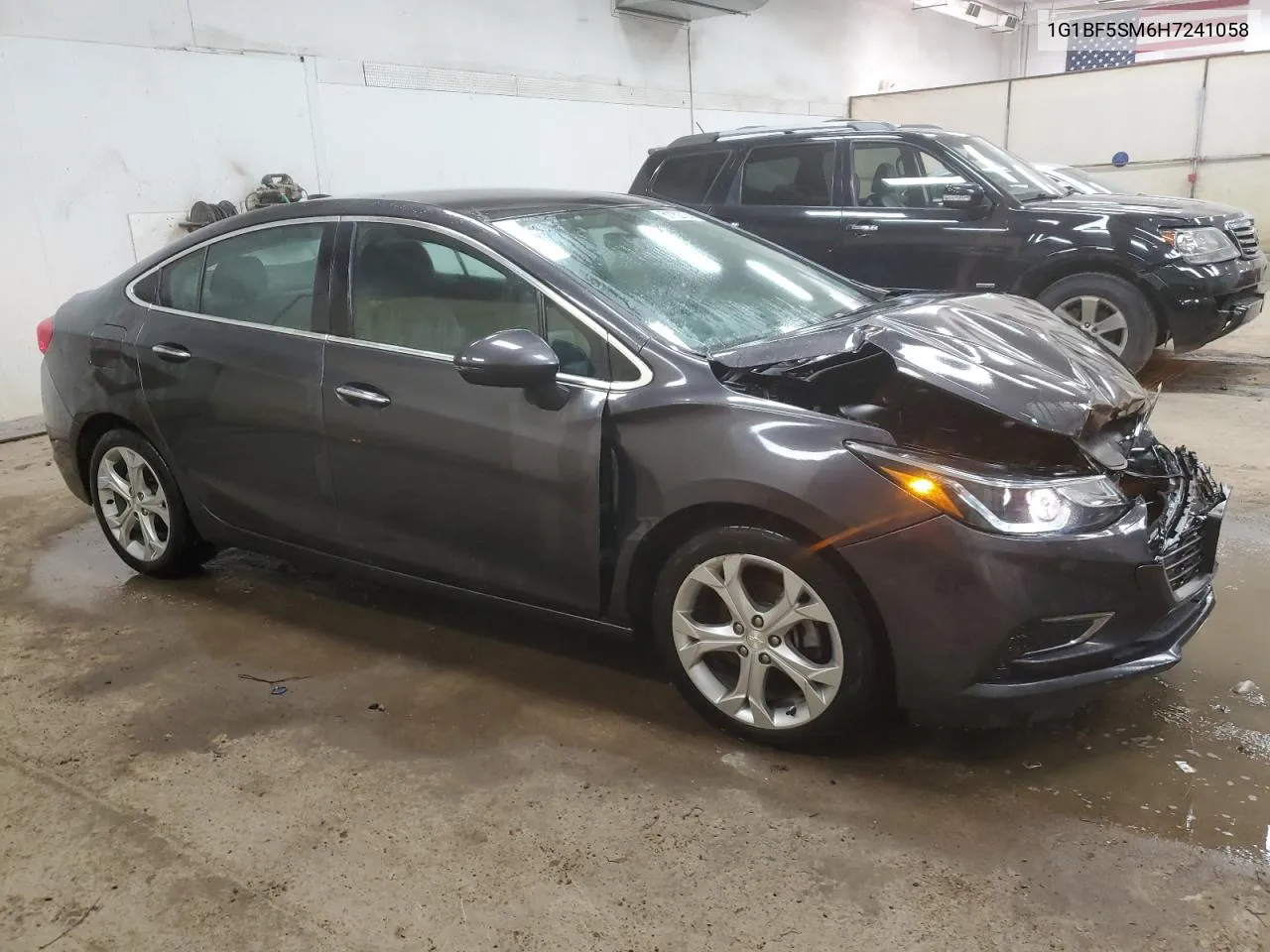 2017 Chevrolet Cruze Premier VIN: 1G1BF5SM6H7241058 Lot: 61152734