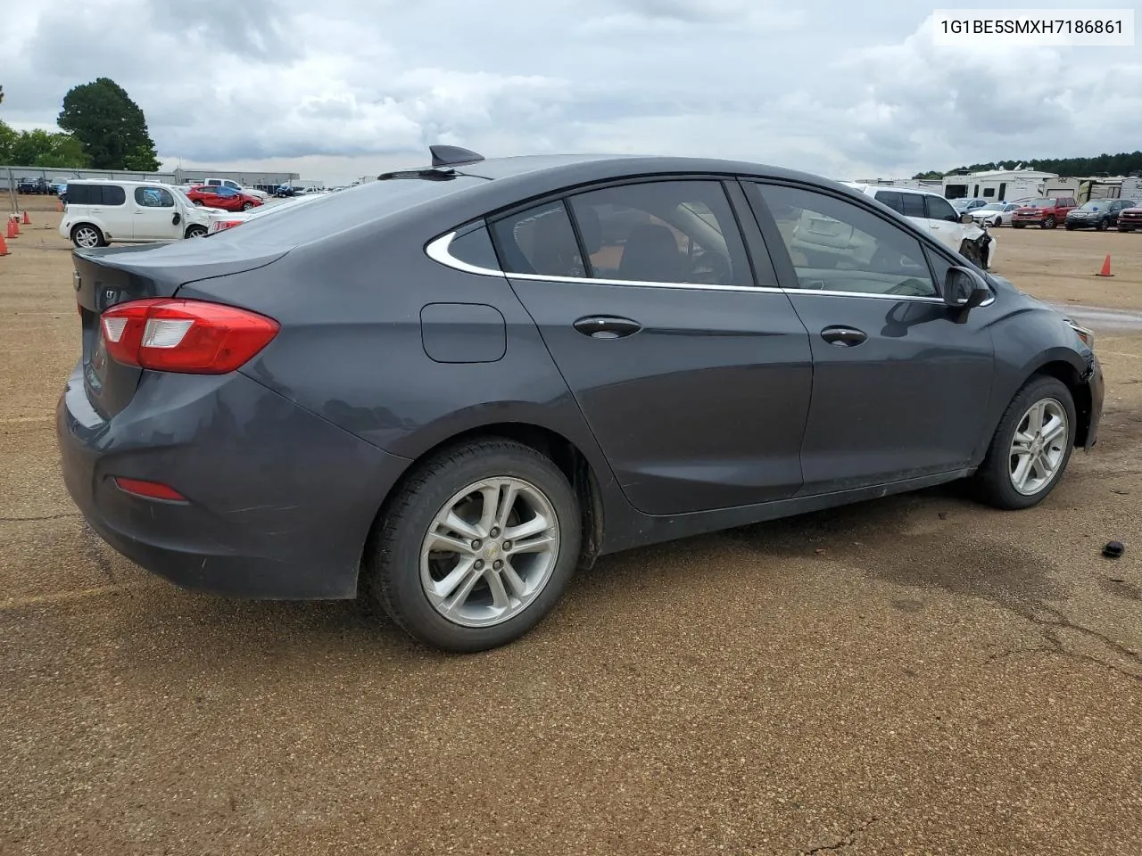 2017 Chevrolet Cruze Lt VIN: 1G1BE5SMXH7186861 Lot: 64511374