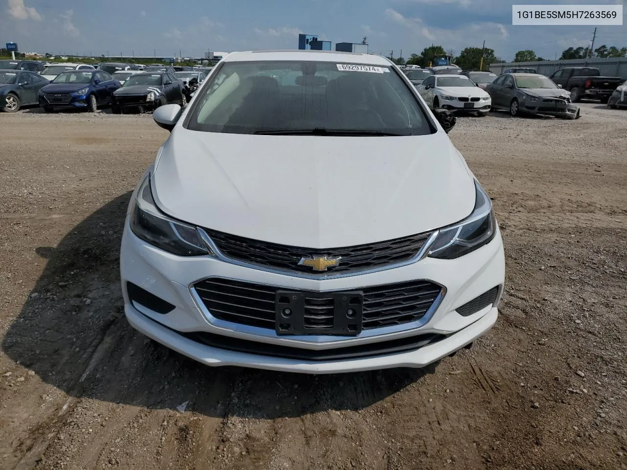 1G1BE5SM5H7263569 2017 Chevrolet Cruze Lt