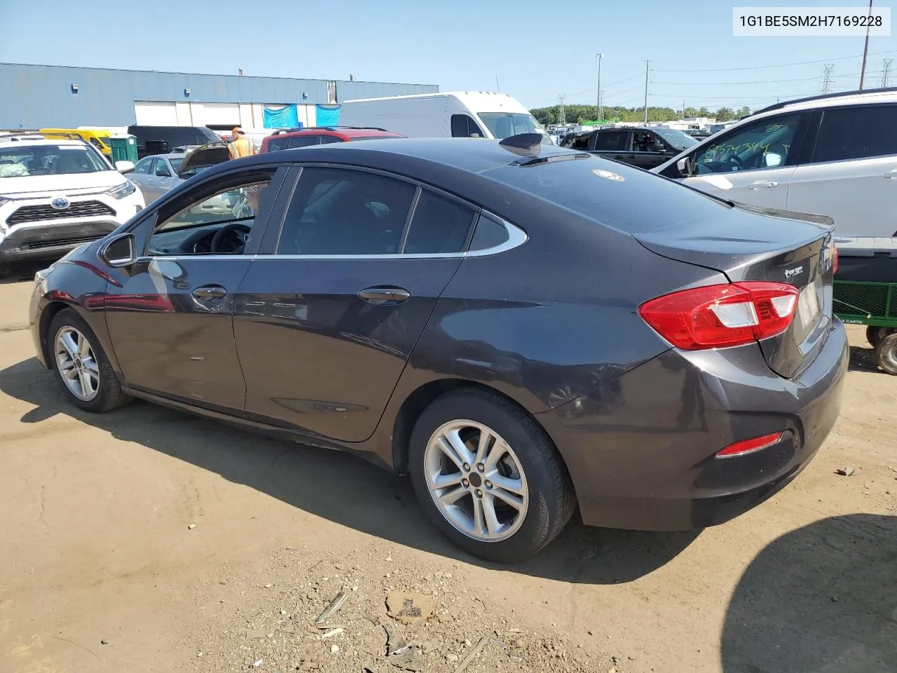 2017 Chevrolet Cruze Lt VIN: 1G1BE5SM2H7169228 Lot: 69690334