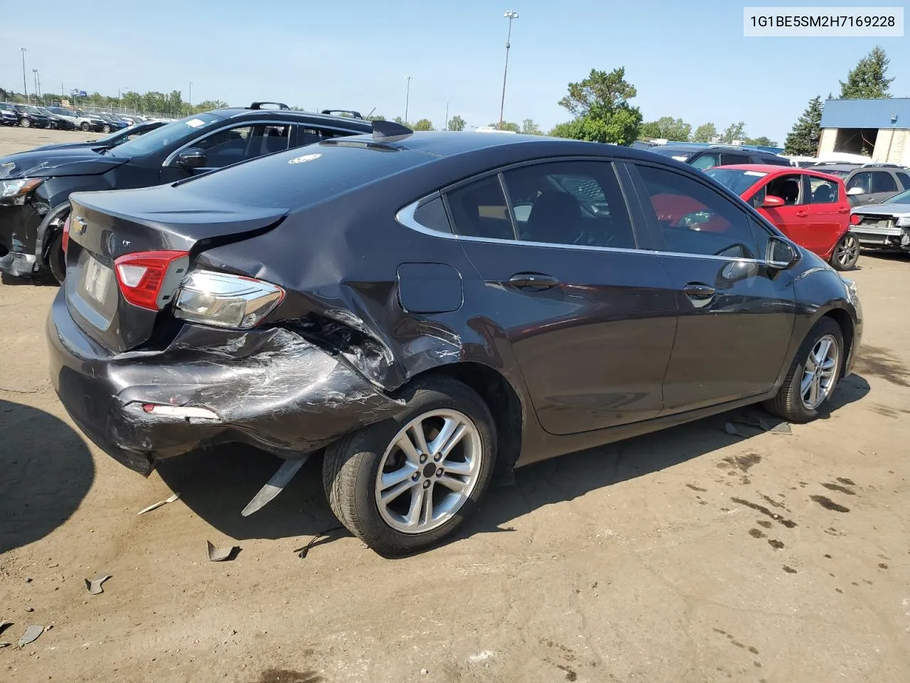 1G1BE5SM2H7169228 2017 Chevrolet Cruze Lt