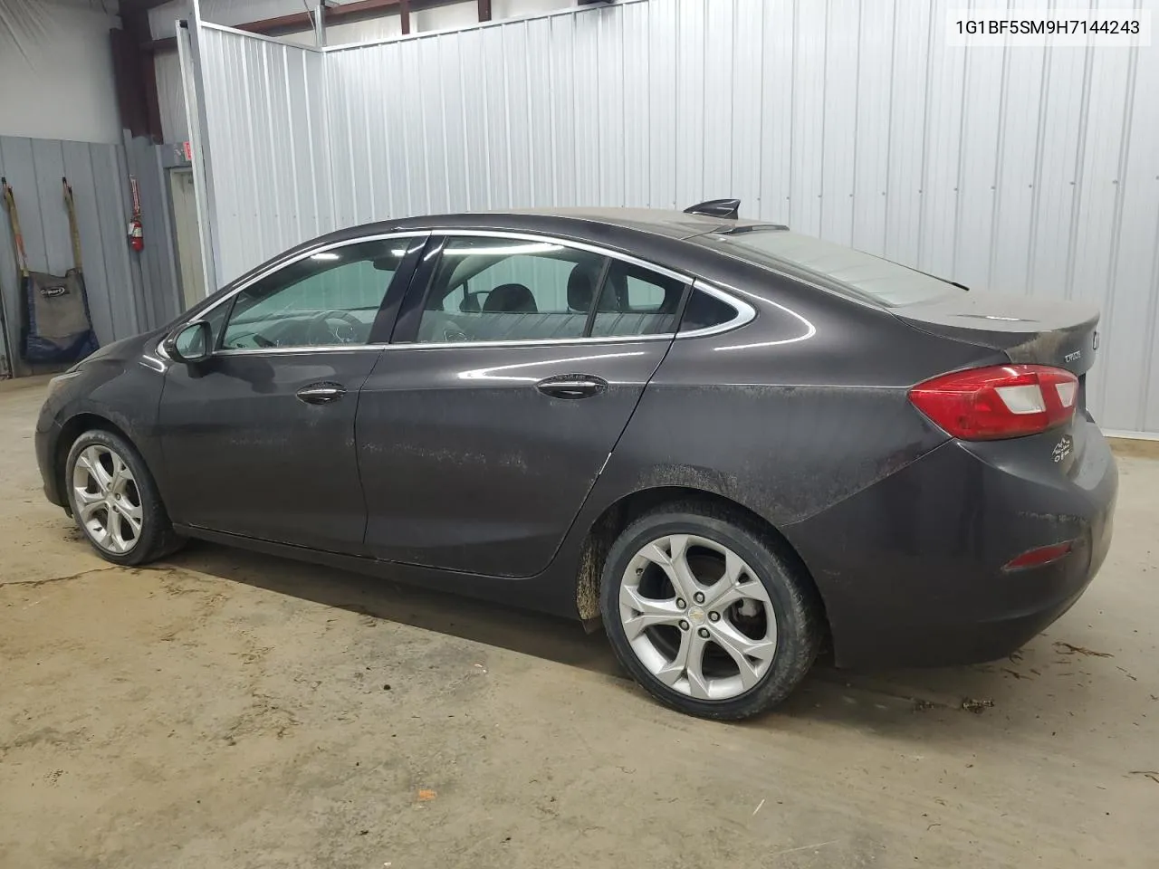 2017 Chevrolet Cruze Premier VIN: 1G1BF5SM9H7144243 Lot: 69976854